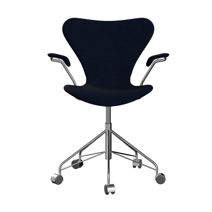 3217 Syver kontorstol fra Fritz Hansen i fuldpolstret stof i kongeblå