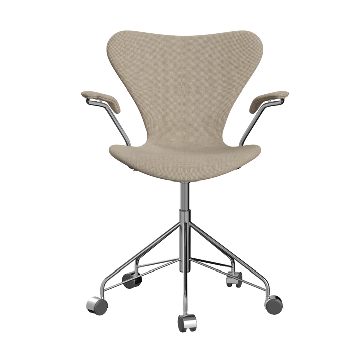 3217 Syver kontorstol fra Fritz Hansen i fuldpolstret stof i sand