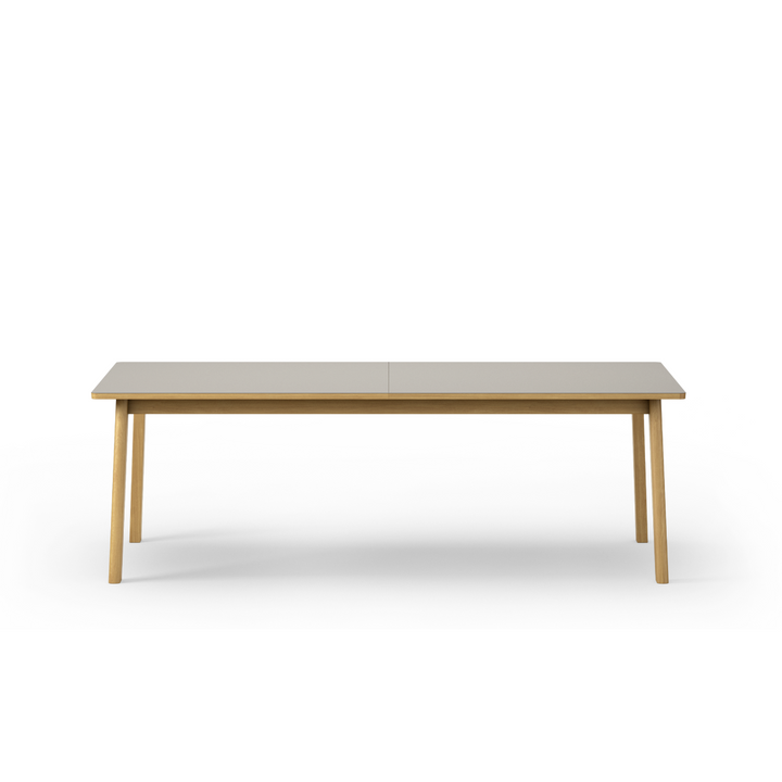 Ana udtræksspisebord af Arde, 220/320 cm