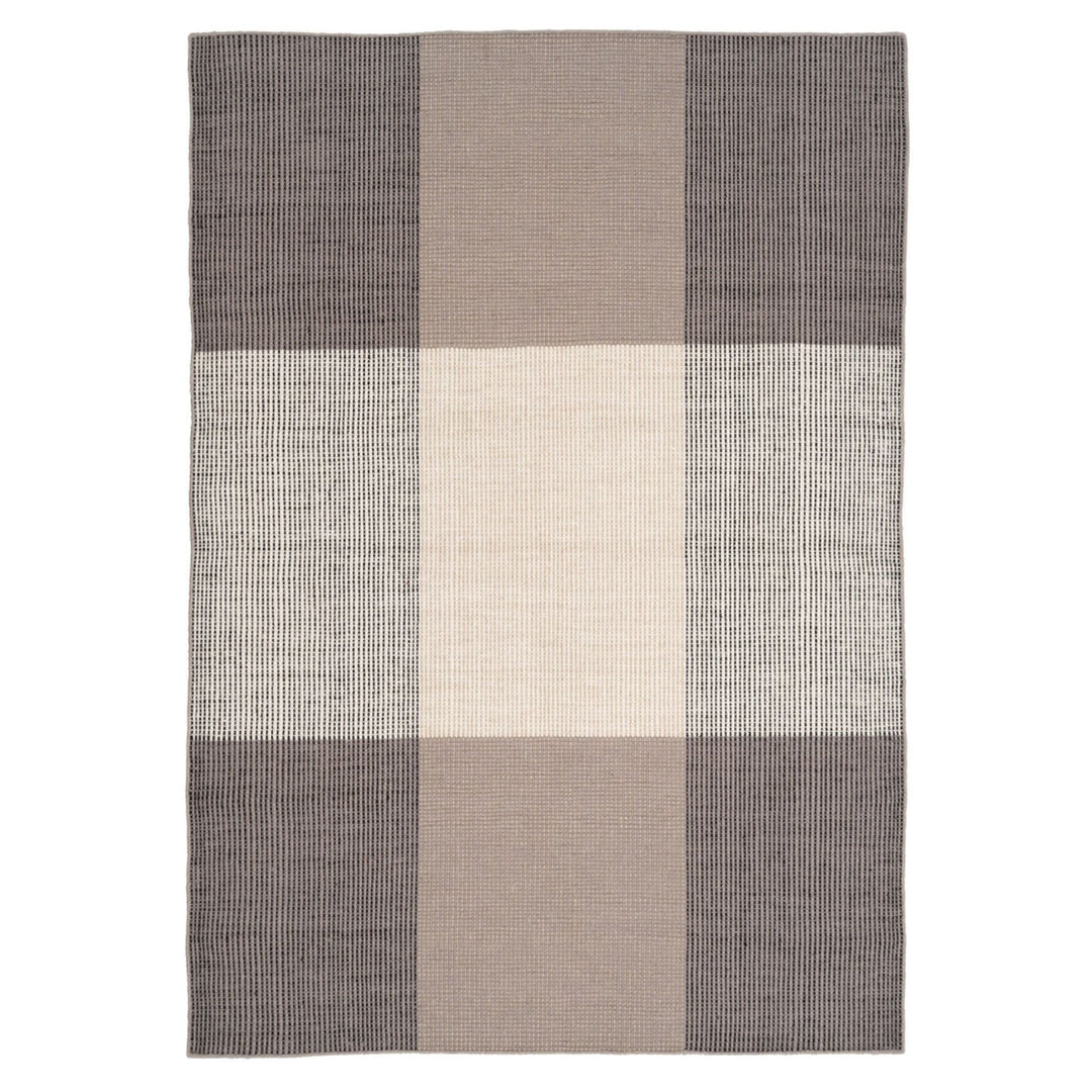 Bologna gulvtæppe fra Linie design i farven stone