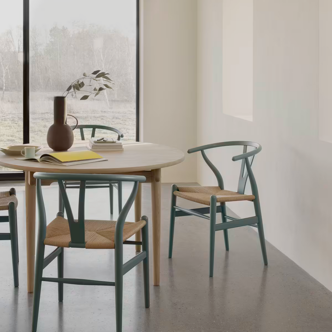CH24 Y-stol softmalet, naturflet, soft pewter, lysblå, mint, spisestue