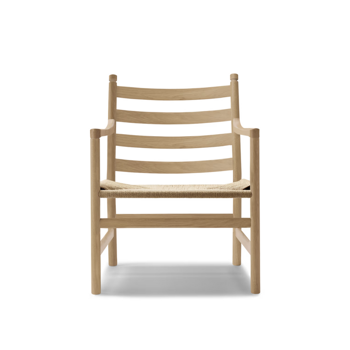 CH44 loungestol af Carl Hansen & Søn designet af Hans J. Wegner