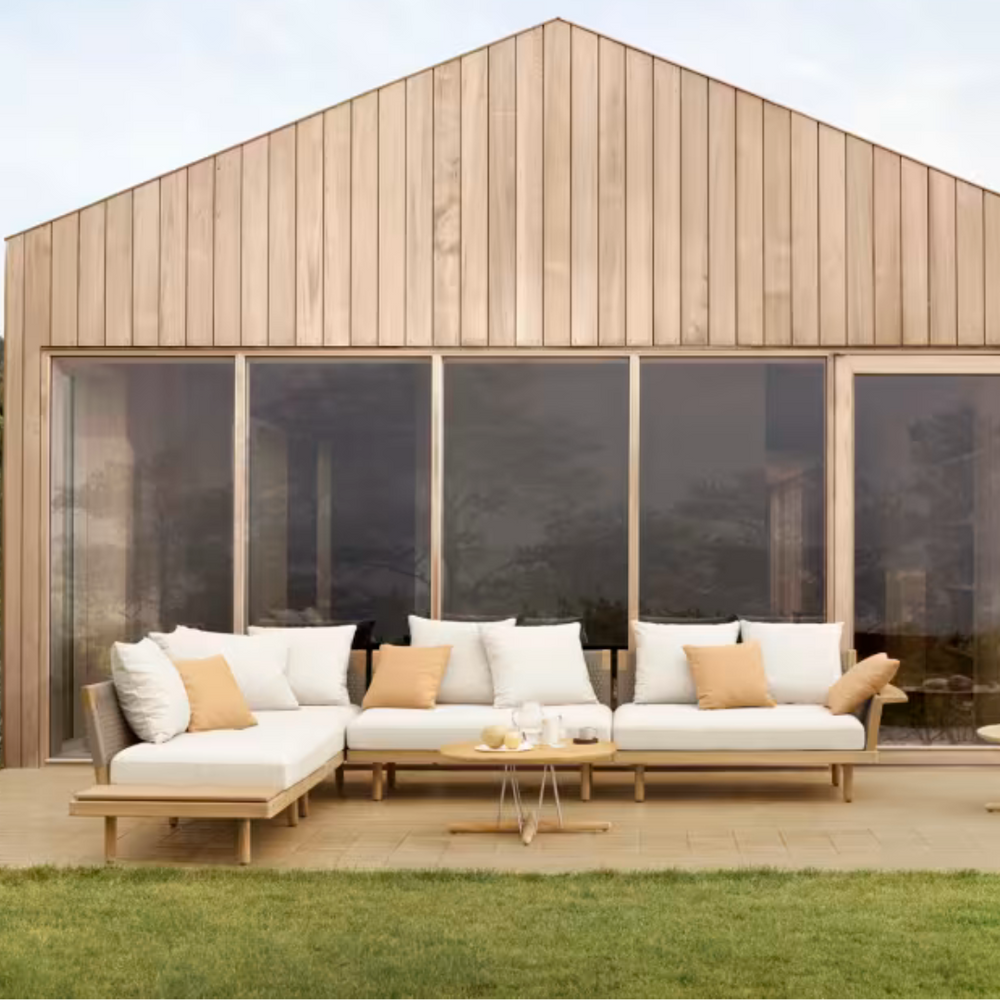 EOOS 6 pers. havesofa fra Carl Hansen & Søn i teak med slidstærke hynder