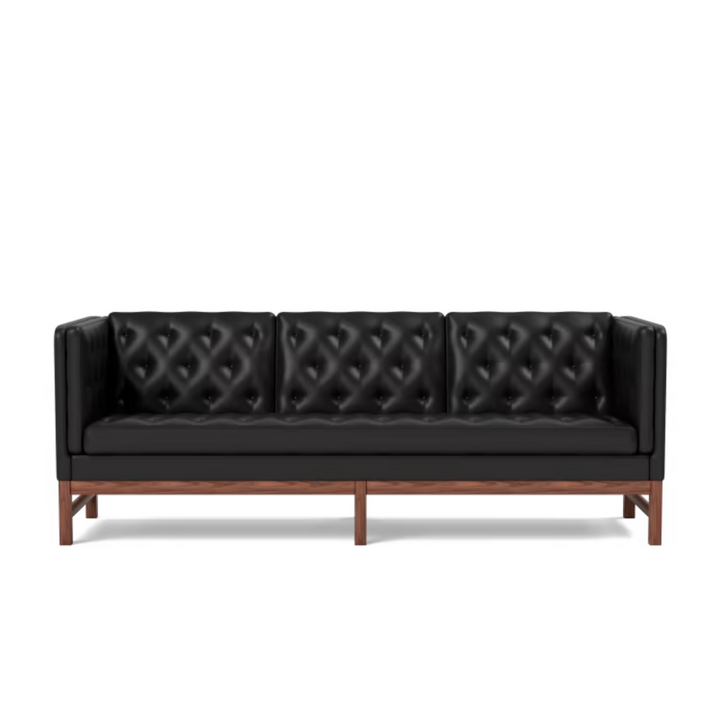 EJ 315 sofa fra Fredericia Furniture model 1523 designet af Erik Ole Jørgensen. Klassisk design til din stue.