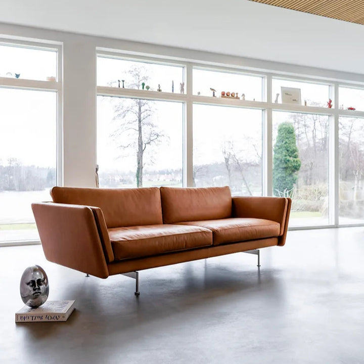 MH Grasp sofa i gefion læder i farven cognac i XL