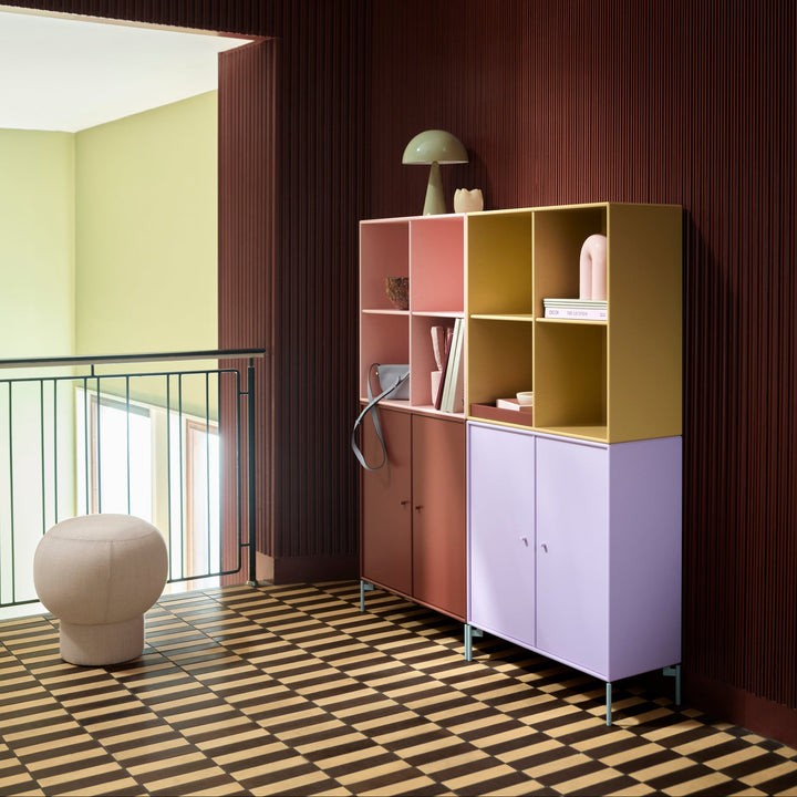 Cover skab fra Montana Selection i farverne Iris og Masala