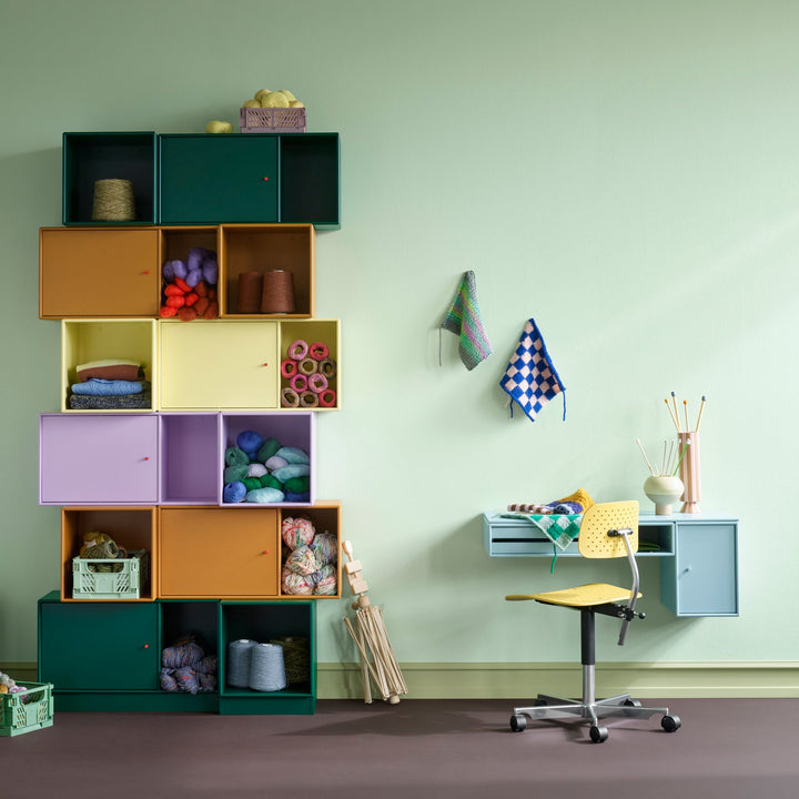 Bureau skrivebord fra Montana Selection i farven Flint