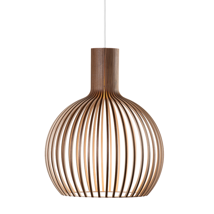 Octo 4240 pendel fra Secto Design i valnød