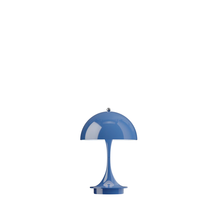 250 panthella portable bordlampe fra Louis Poulsen i indigo blue, blå