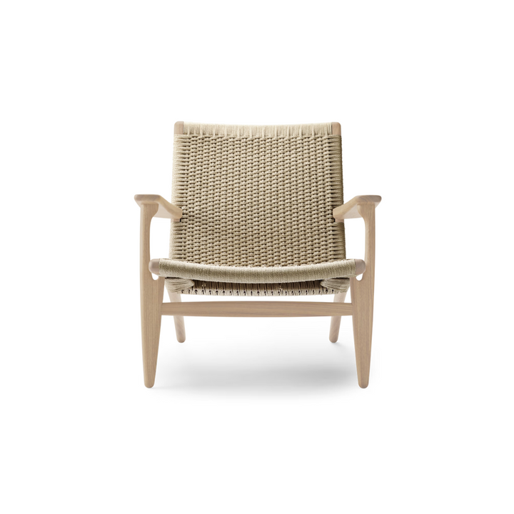 Hans J. Wegner stol, håndflettet design fra Carl Hansen & Søn i eg