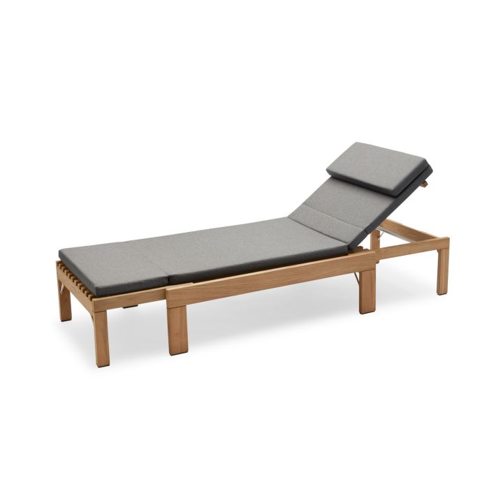 Solseng i model Rivera fra Fritz Hansen. Solsengen sælges inkl. hynde