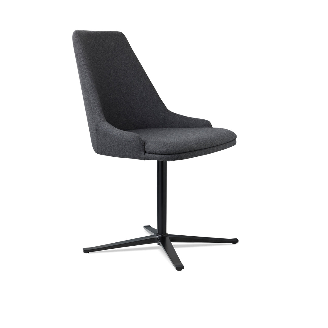 815 spisebordsstol fra Skovby