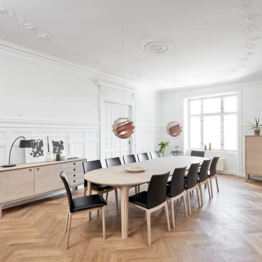 Rundt 112 Spisebord fra Skovby Møbler i eg olie med udtræksplader