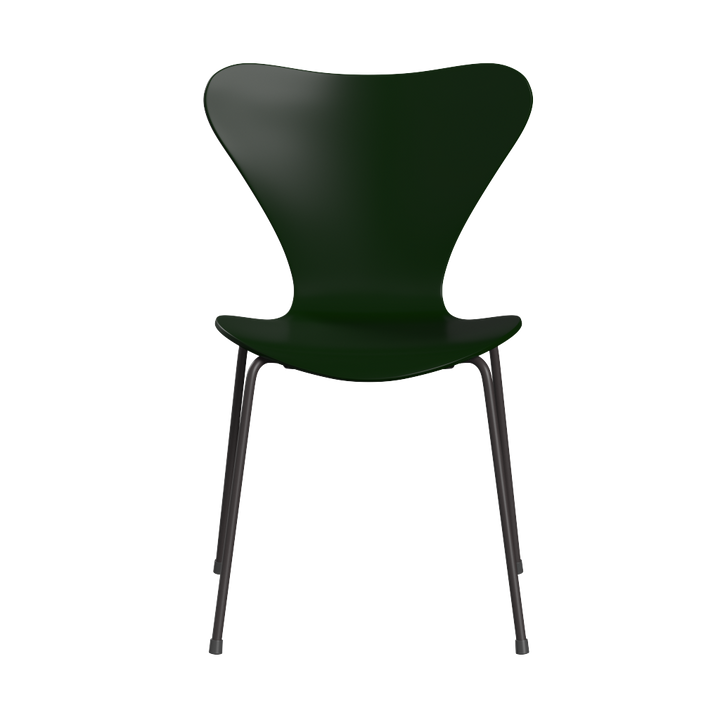 Syver stol af Arne Jacobsen fra Fritz Hansen i bronze og evergreen
