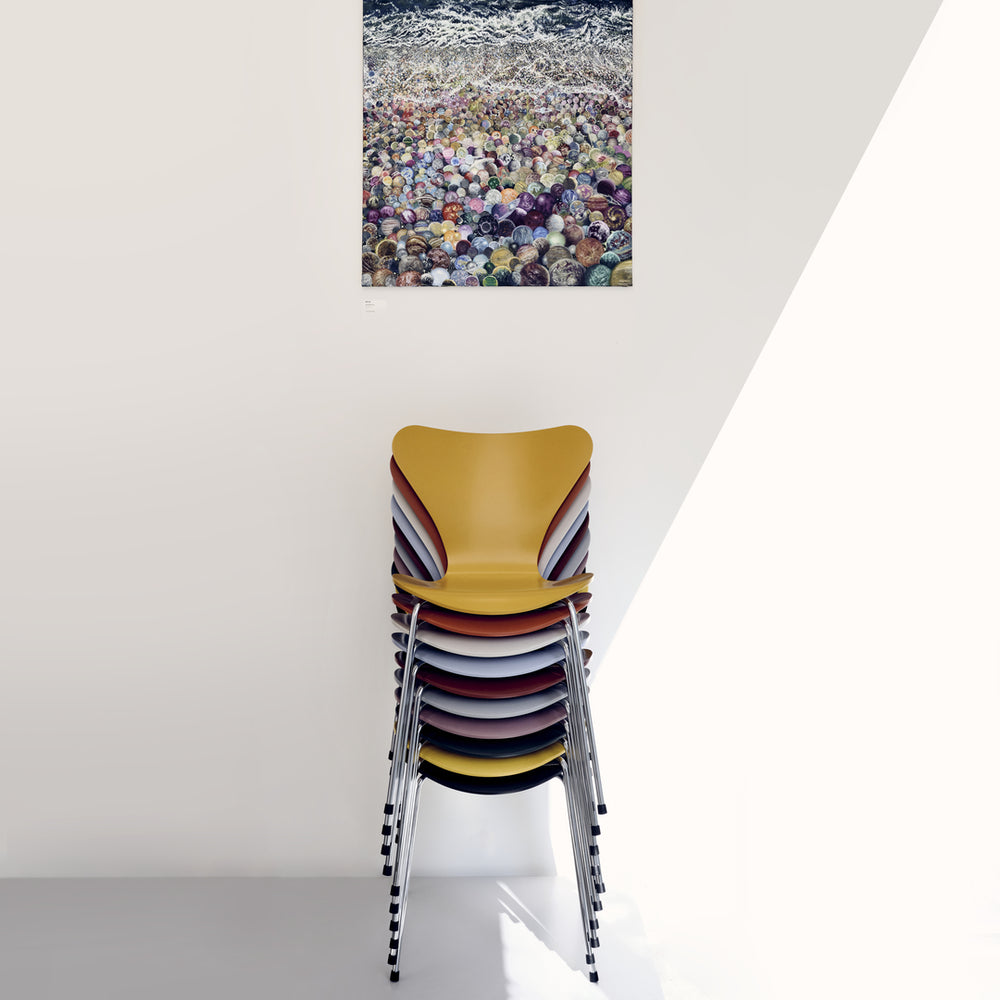 Syver stol af Arne Jacobsen fra Fritz Hansen alle farver