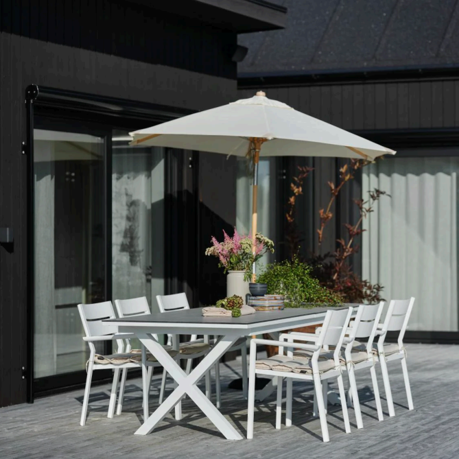 Brafab havesæt i hvid.