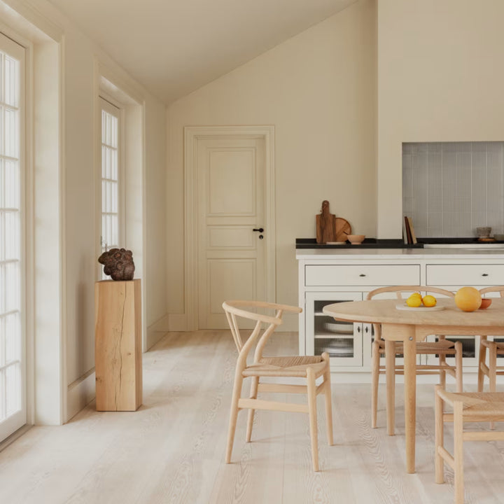 Klassisk CH339 spisebord fra Carl Hansen & Søn