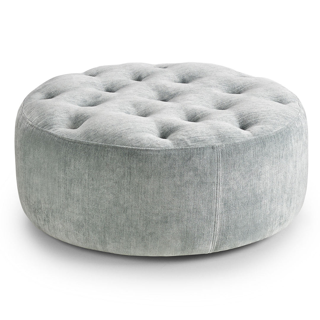 Smart og praktisk puf fra Eilersen. Perfekt i stuen til fodskammel eller en ekstra siddeplads