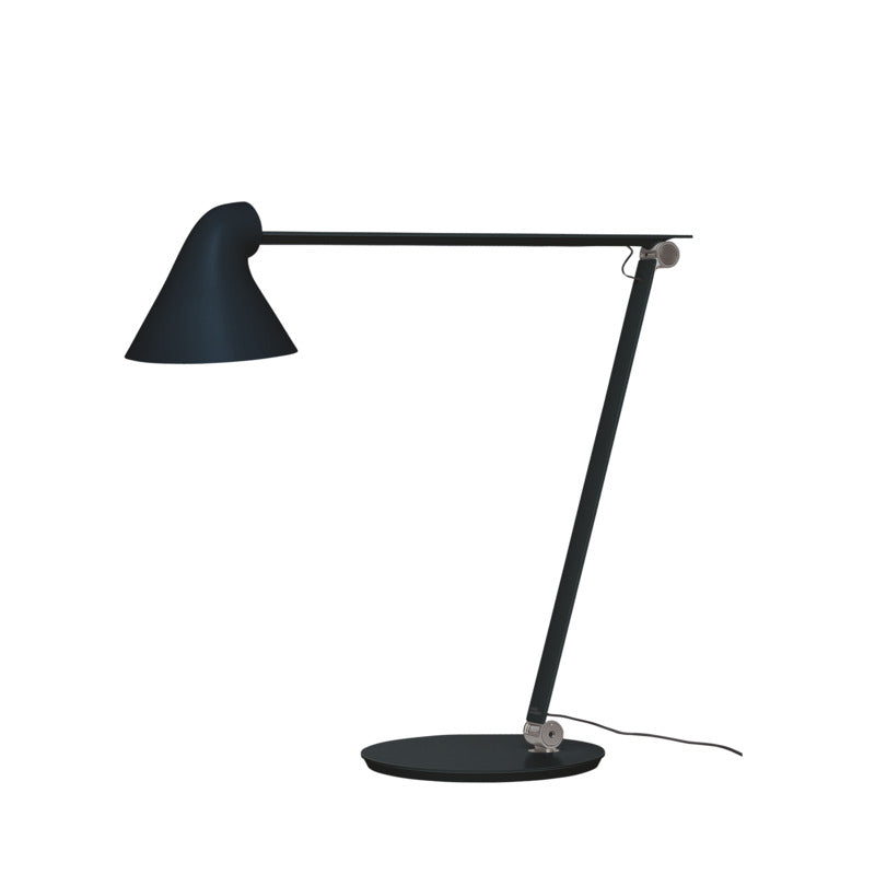 NJP bordlampe fra Louis Poulsen designet af Oki Sato og nendo design studio i Japan i sort