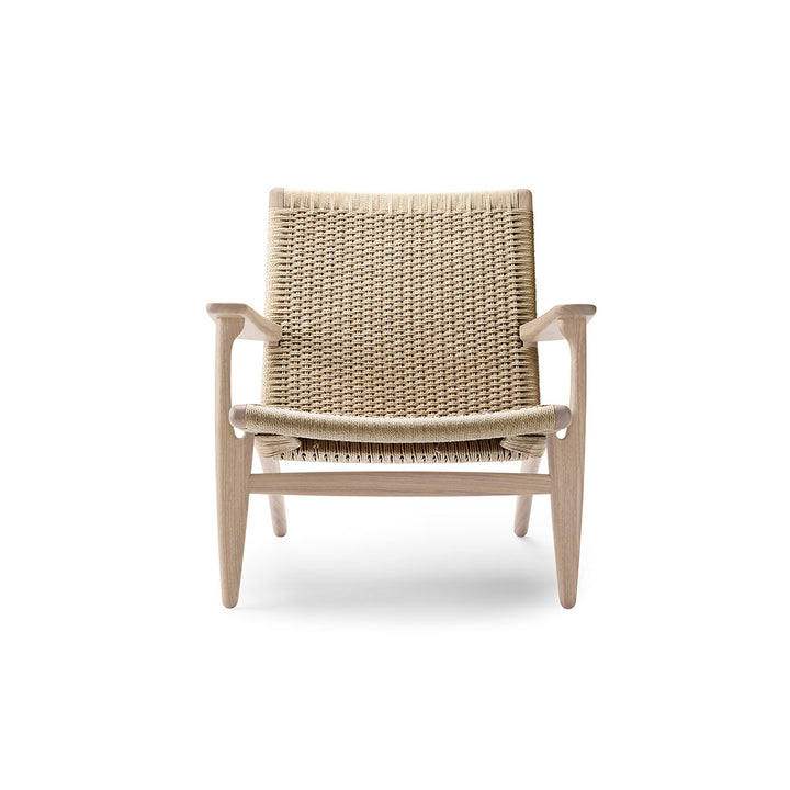 Hans J. Wegner stol, håndflettet design fra Carl Hansen & Søn