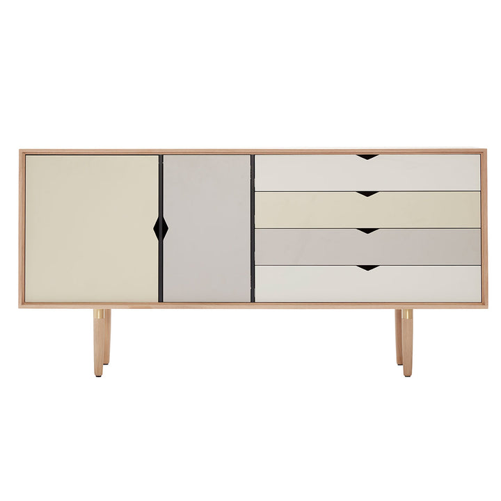 S6 sideboard er en smuk skænk-multi