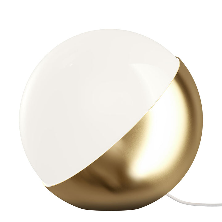 VL Studio bord- og gulvlampe i børstet messing designet af Vilhelm Lauritzen for Louis Poulsen