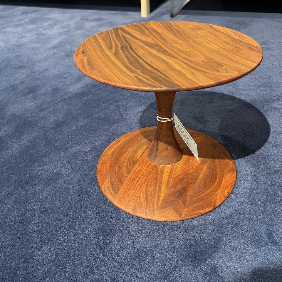 Trisse taburet 102 fra Fredericia Furniture - Udstillingsmodel