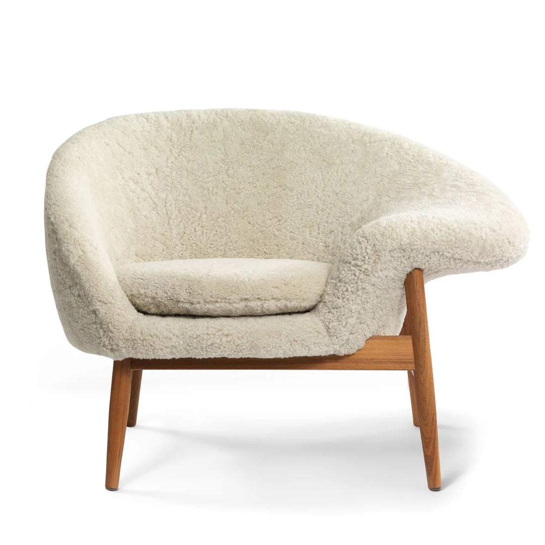 Fried Egg loungestol, sheepskin