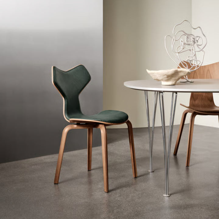 Fritz Hansen Grand Prix 4130 Editions stol - Udstillingsmodel
