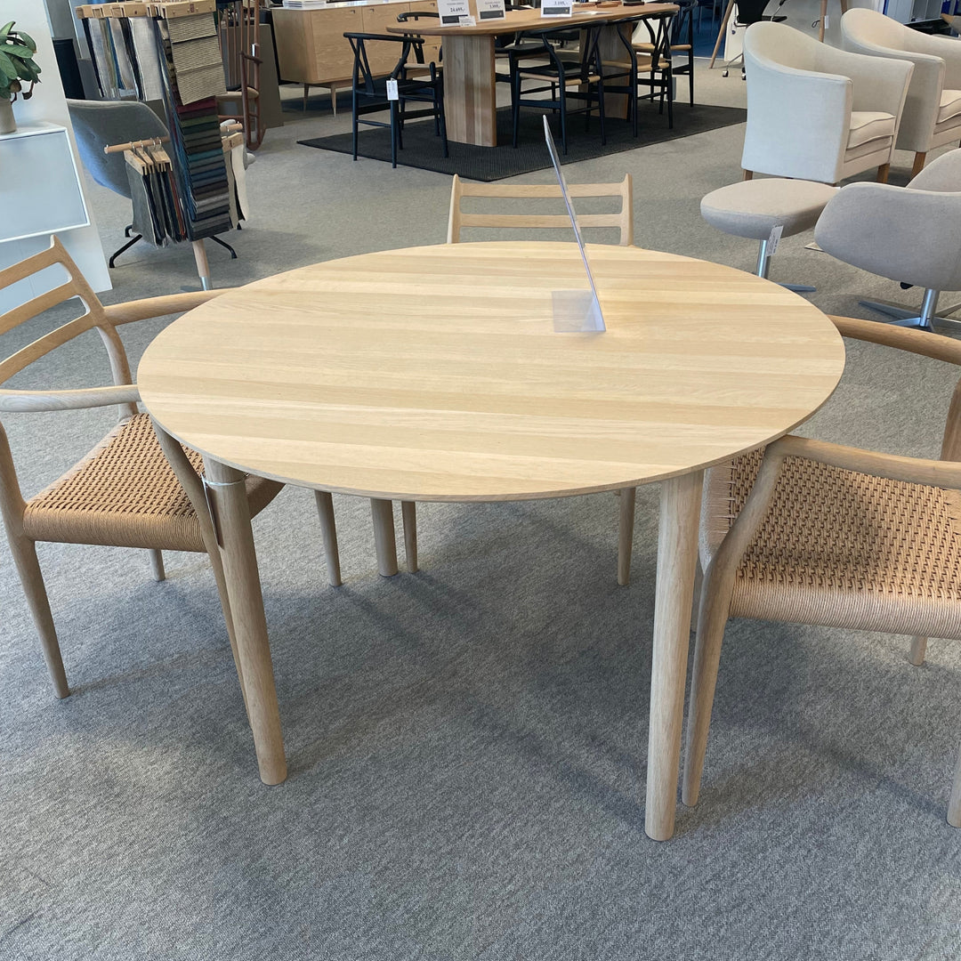 Hven spisebord fra Fritz Hansen - Udstillingsmodel