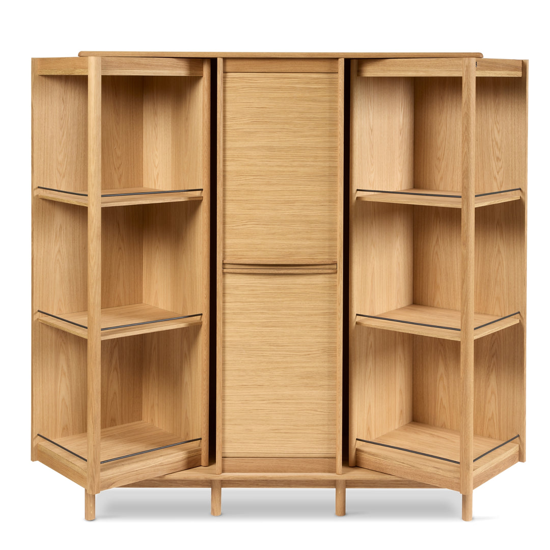 Dual Cabinet 546 fra Skovby i eg olie åbent