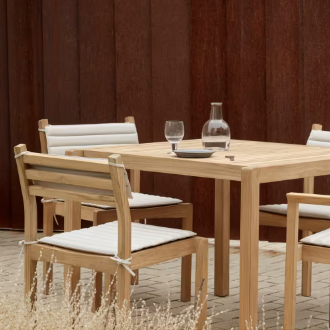 AH501 havestol, spisebordsstol af Carl Hansen & Søn designet af Alfred Homann, havesæt på terrasse