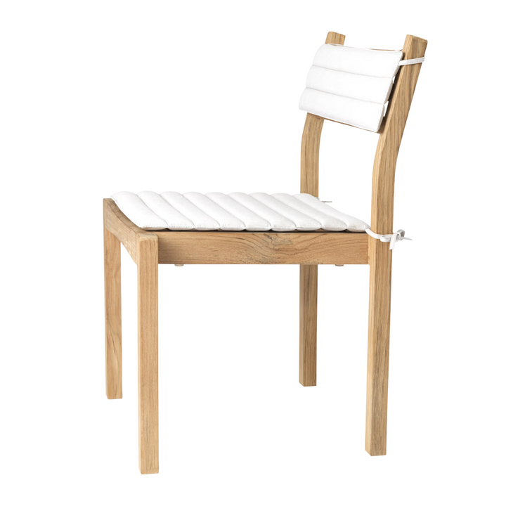 AH501 havestol, spisebordsstol af Carl Hansen & Søn designet af Alfred Homann med hynde hvid