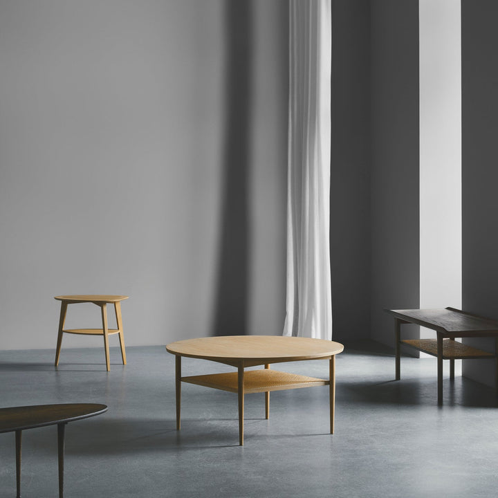 No. 100 sofabord fra Aakjaer Furniture i naturolieret eg
