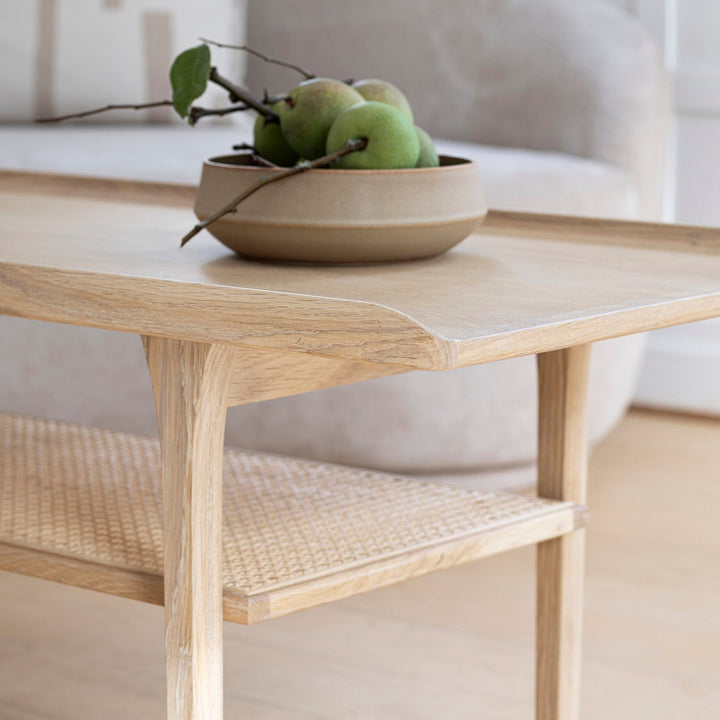 No. 25 sofabord fra Aakjaer Furniture i hvidolieret egetræ