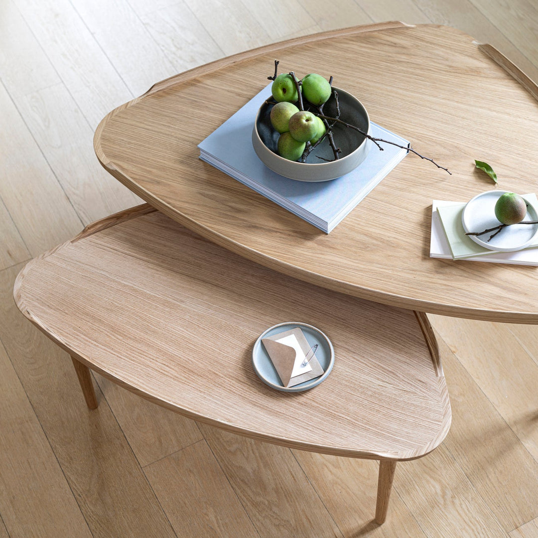 No. 55 Small sofabord fra Aakjaer Furniturenaturolieet egetræ sammen