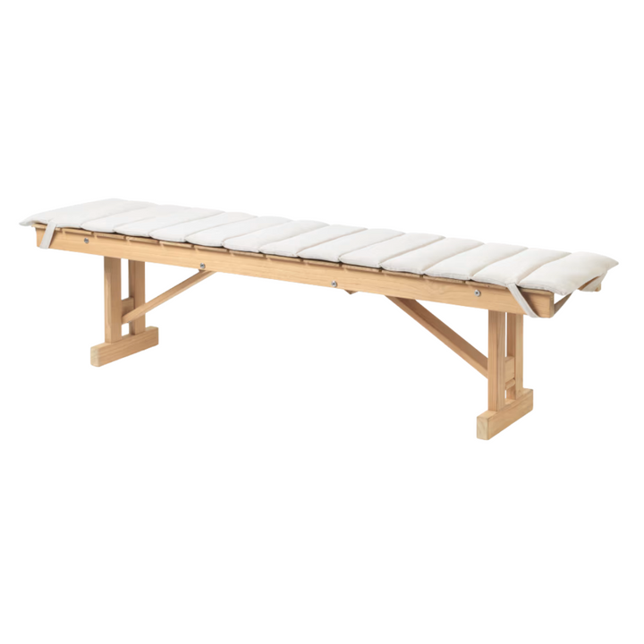 Havebænk fra Carl Hansen & Søn - Fåes med hynde og i flere størrelser.
