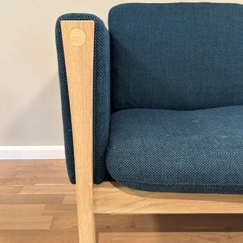 Wegner sofa CH 163 fra Carl Hansen & Søn - Udstillingsmodel