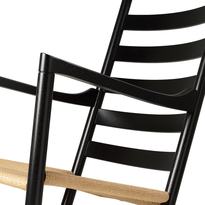 Klassisk gyngestol  CH45 Carl Hansen & søn sortlakeret closeup