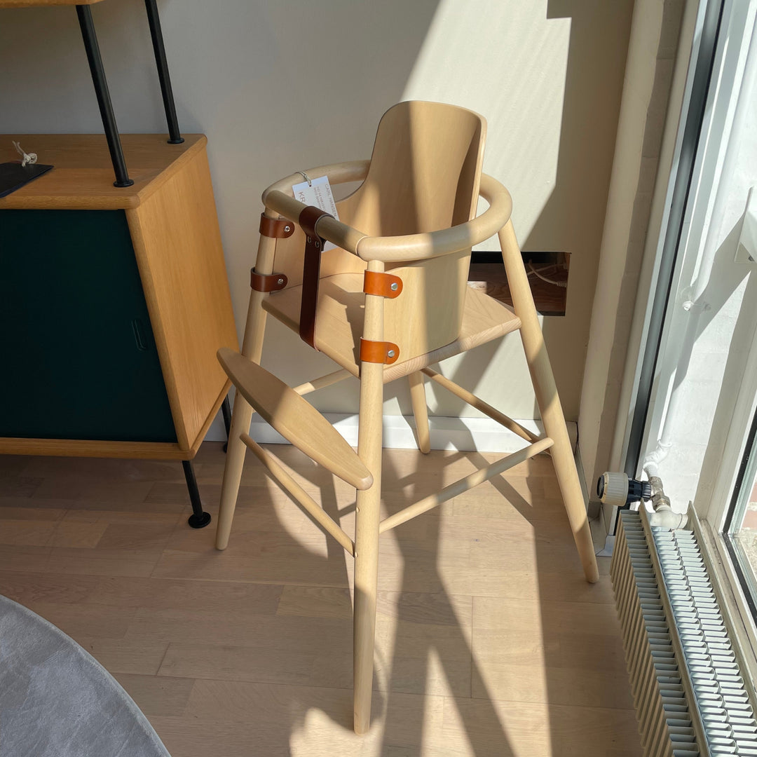 Højstol fra Carl Hansen & Søn - Udstillingsmodel