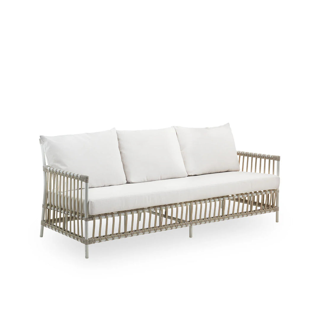 Caroline Loungesofa fra Sika Design i hvid bambus