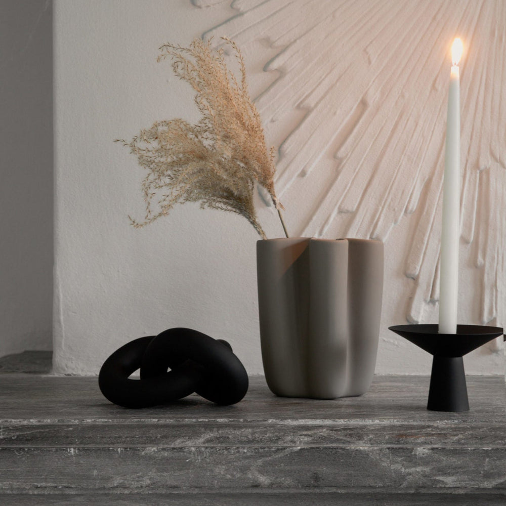 Cooee Design tulipa vase i farven sand