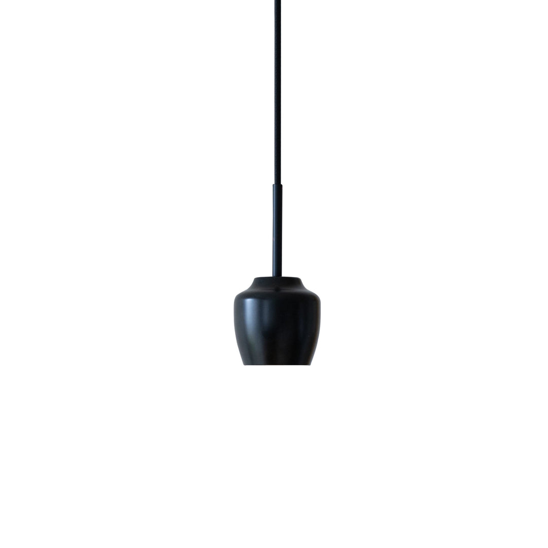 Cph lightning nola pendel lampe loftslampe i sort