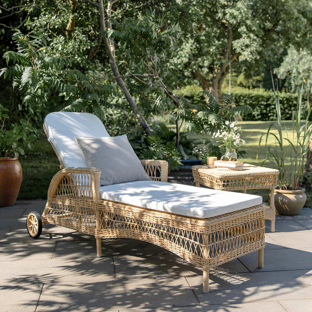 Loungestol fra Sika Design. Daisy solseng