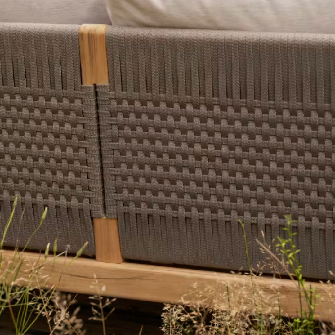 EOOS 6 pers. havesofa fra Carl Hansen & Søn i teak med slidstærke hynder