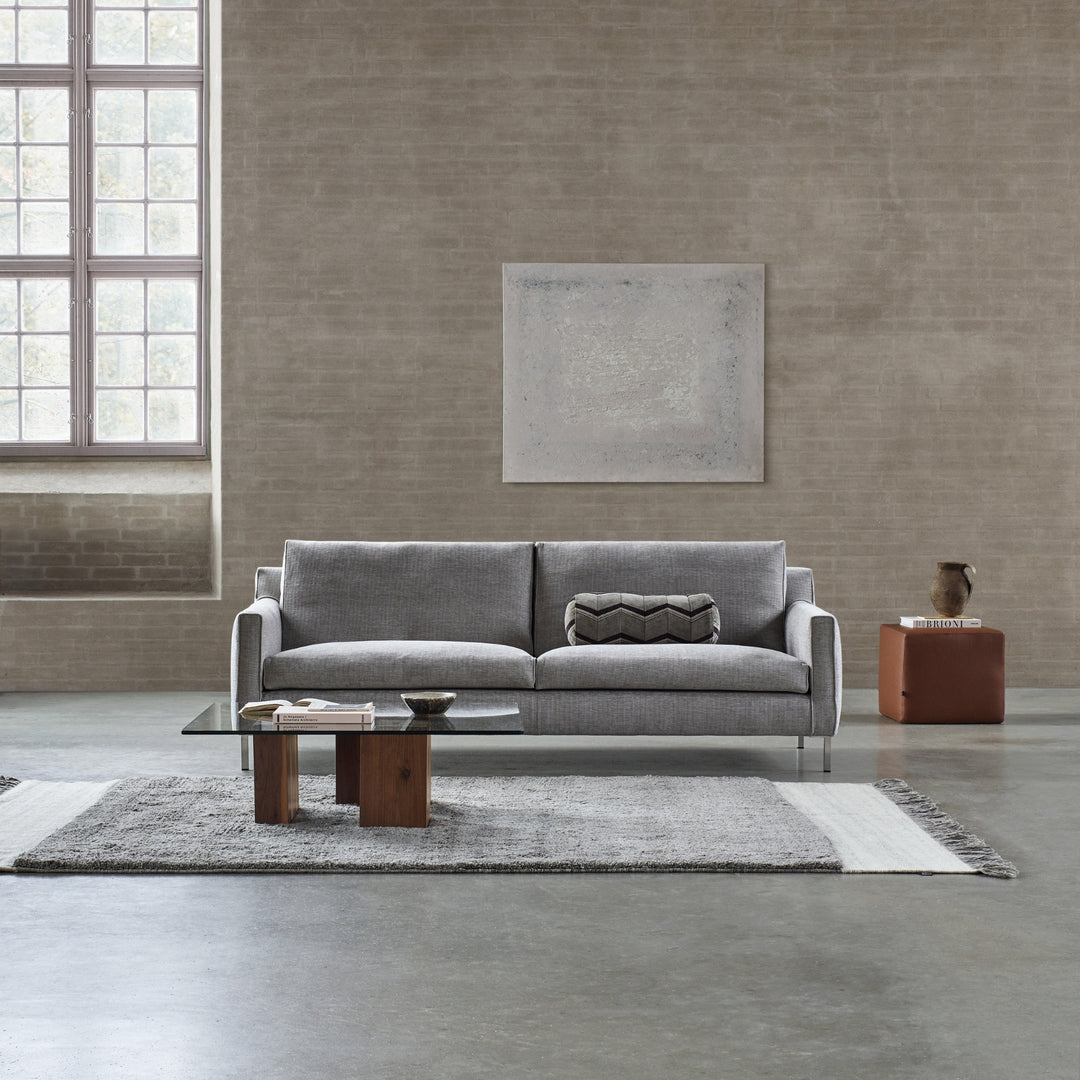 Streamline 3-personers sofa fra Eilersen i grå i stue