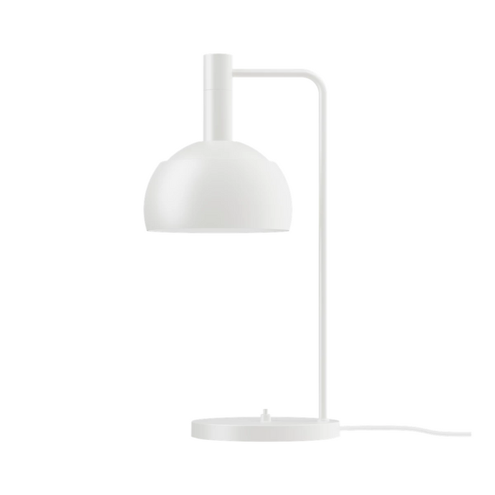 FJ Elements bordlampen har nedadrettet lys og inkluderer en diffuser, som giver behagelig blændfri belysning. Ved at dreje den nederste skærm rundt om den øverste skærm, kan lysets retning justeres.