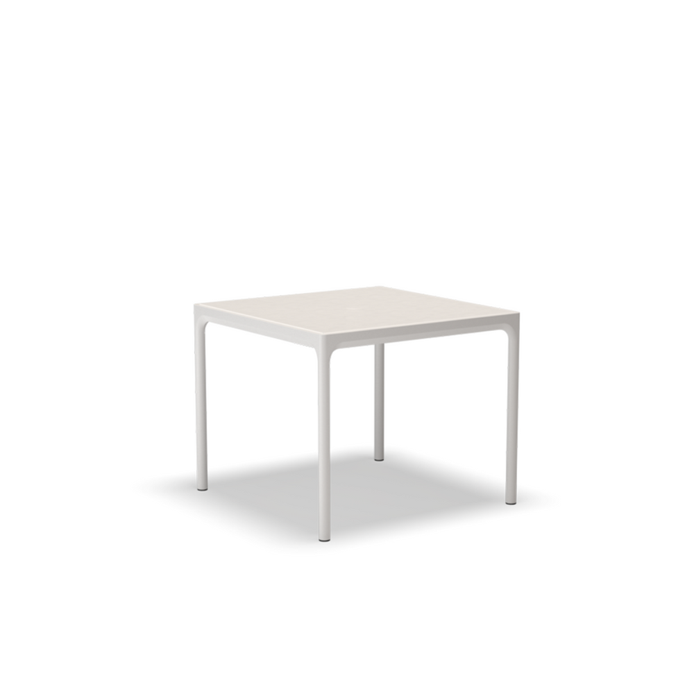 FOUR havebord i aluminium fra HOUE, farven er hvid