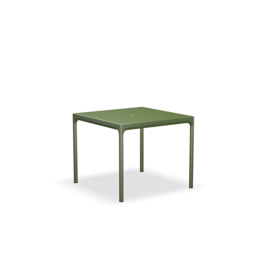 FOUR havebord i aluminium fra HOUE, farven er olivengrøn
