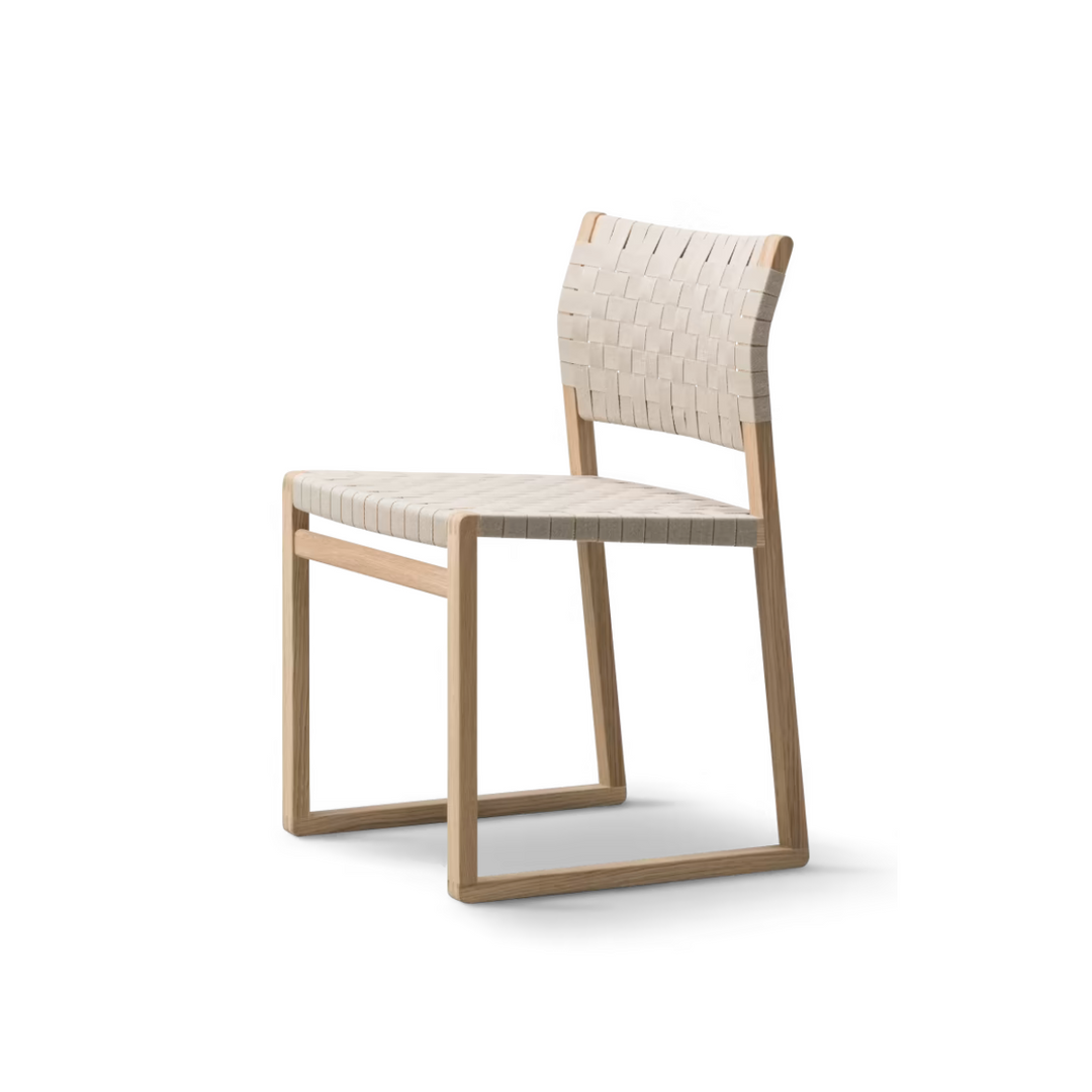 HM61 spisebordsstol fra Fredericia Furniture er designet af Børge Mogensen i 1958